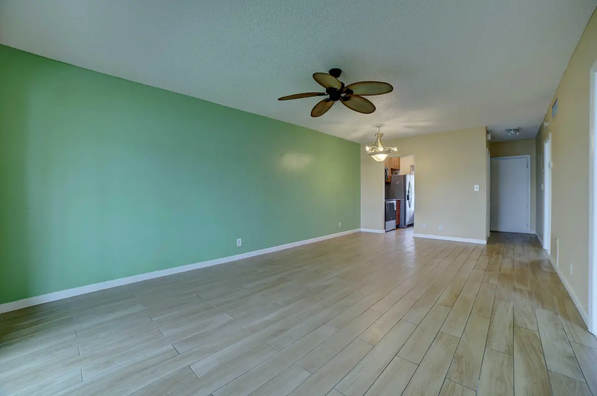 1118 Lake Terrace 204, Boynton Beach, FL – photo 6