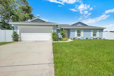 449 SE Whitmore Drive, Port St. Lucie – Single Family Residence for sale