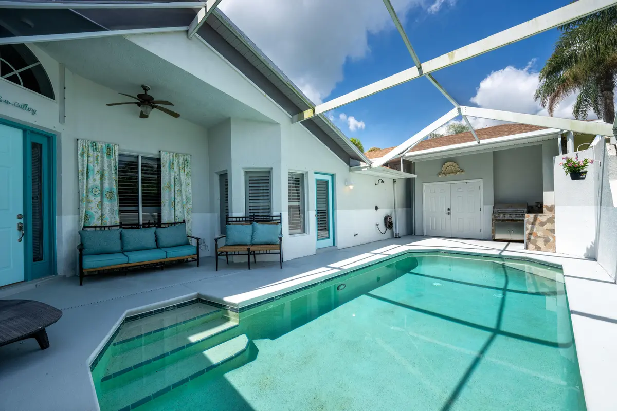 DSC09236-HDR at 3268 Lakeshore Drive, Hutchinson Island