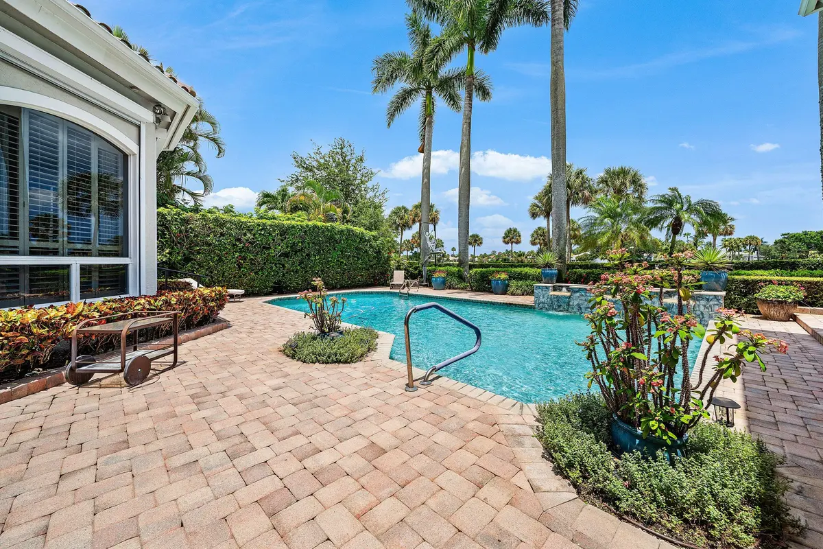 060-61SaintGeorgePlace-PalmBeachGardens- at 61 St George Place, Palm Beach Gardens