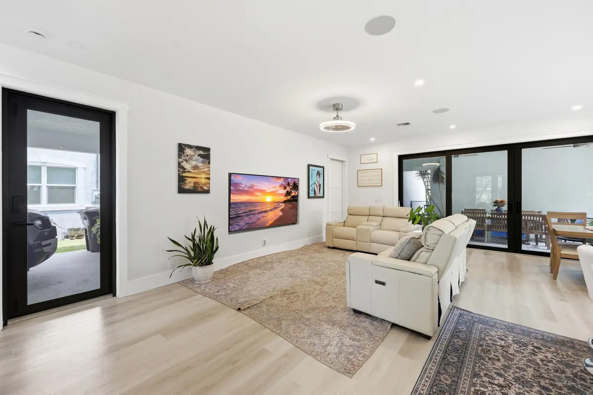 7_453a7559_autofill_40872771_98eb62ae at 740 Winters Street, West Palm Beach