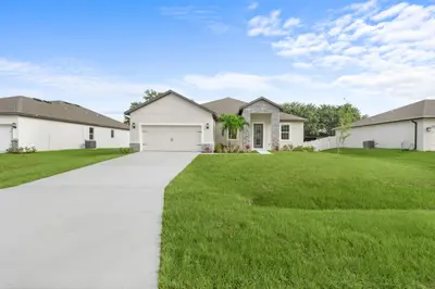 7876 104th Avenue, Vero Beach – Single Family Residence for sale