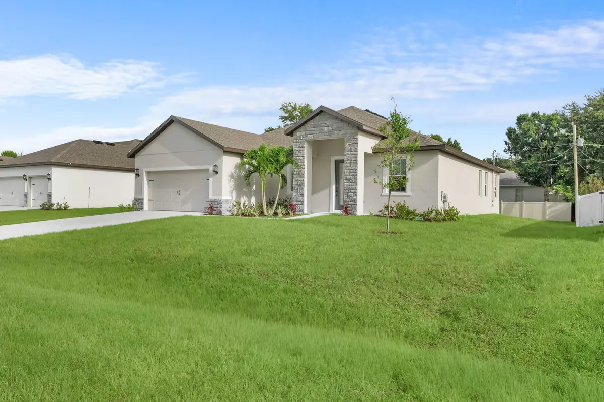 Greenfield_L_00-35 at 7876 104th Avenue, Vero Beach