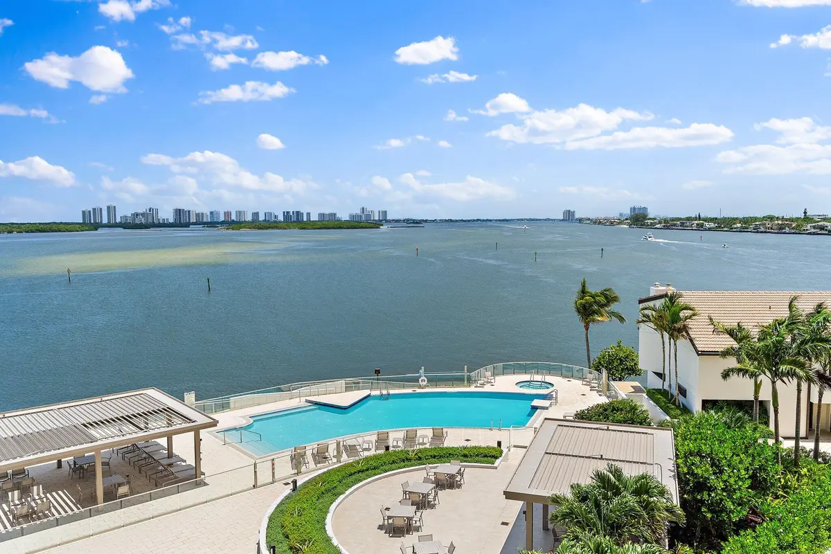 100 Lakeshore #457 at 100 Lakeshore Drive 457, North Palm Beach