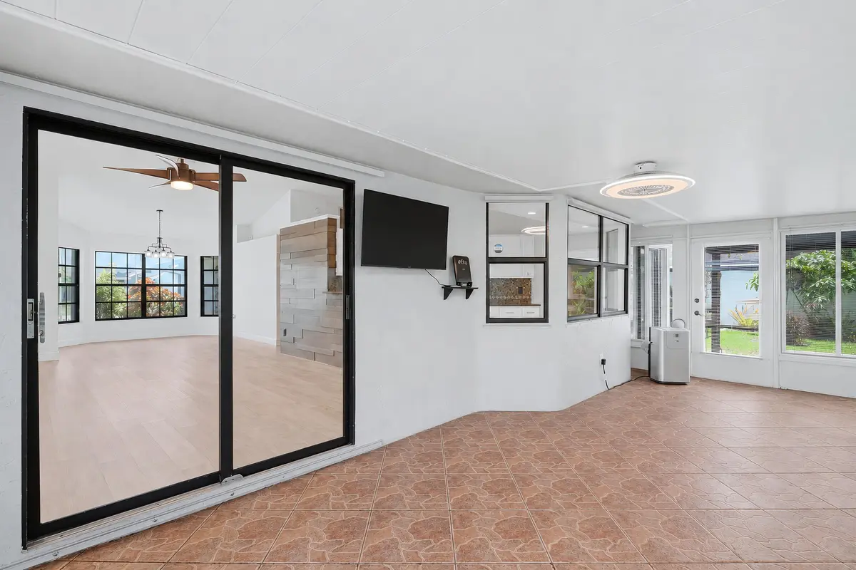 Enclosed Patio Sun-Room at 117 Sherwood Drive, Royal Palm Beach