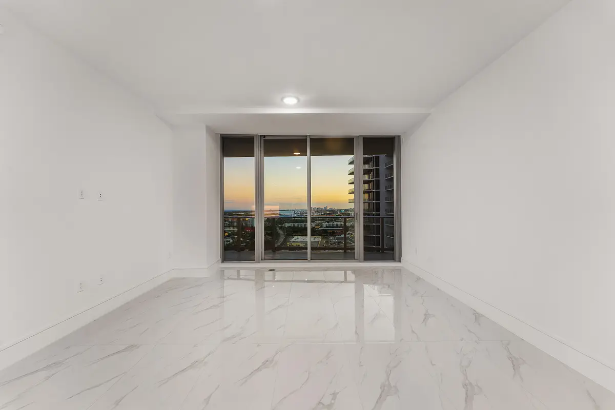 LIVING TWILIGHT 2 at 220 Lake Shore Drive 1911, Lake Park