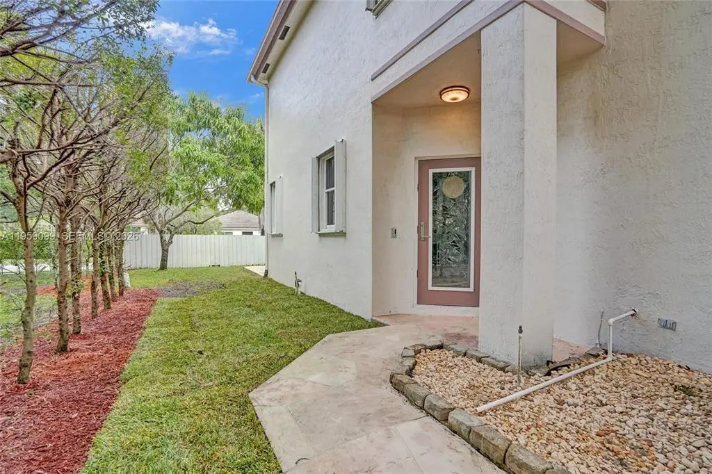 GetMedia (2) at 218 NW 75th Terrace, Plantation