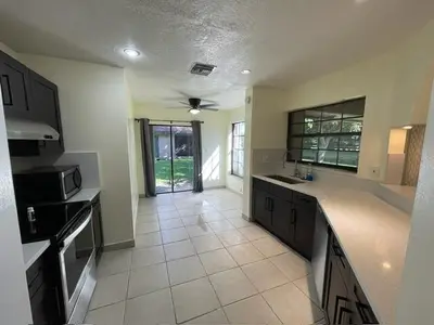 9321 W Sunrise Boulevard, Plantation – Townhouse for rent