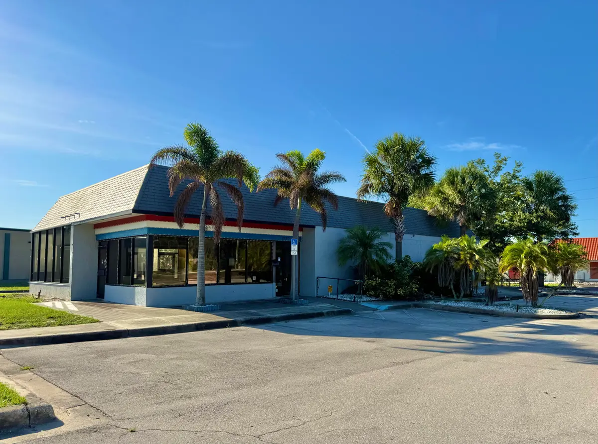 IMG_5904 at 1520 Lakeview Drive, Sebring