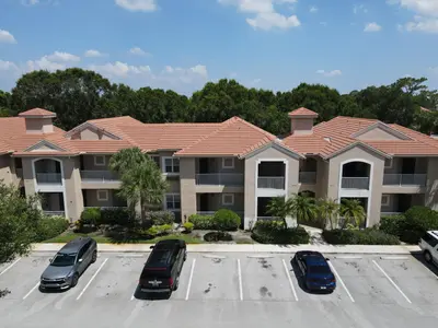 9828 Perfect Drive 46, Port St. Lucie – Condominium for sale