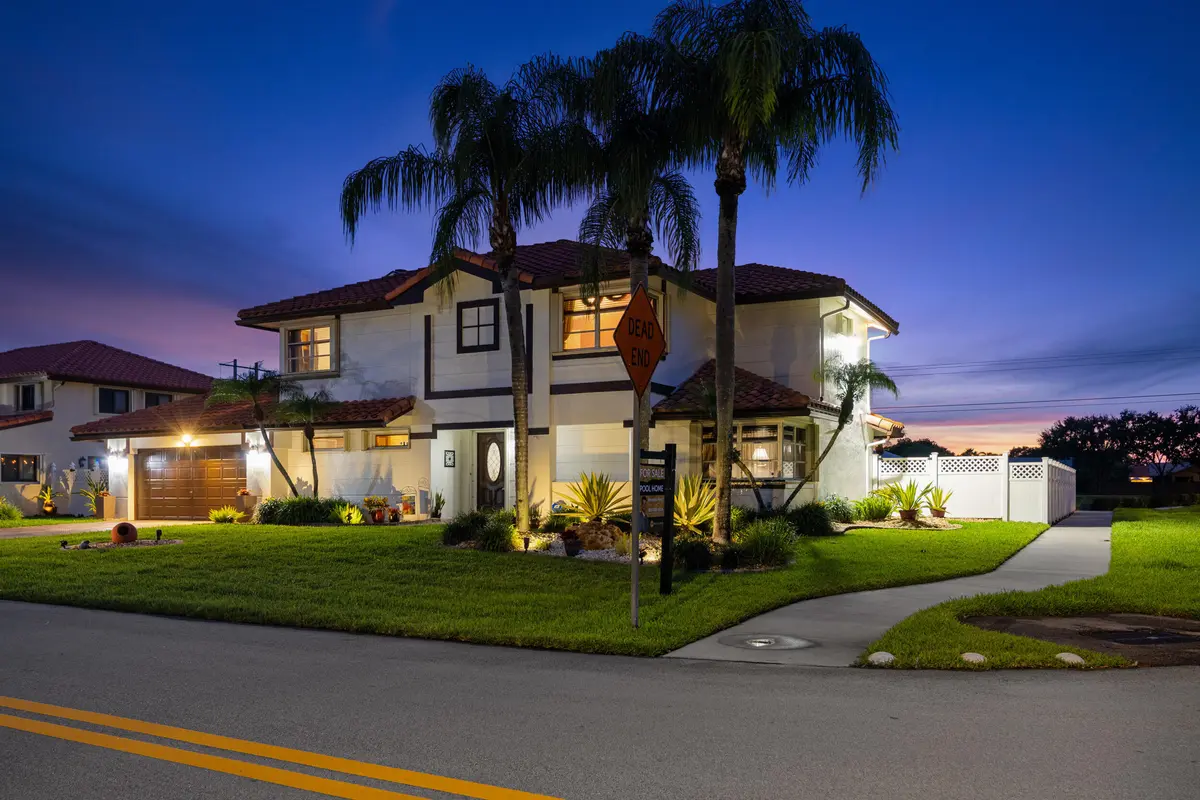 009_75Ef at 6431 Olde Moat Way, Davie