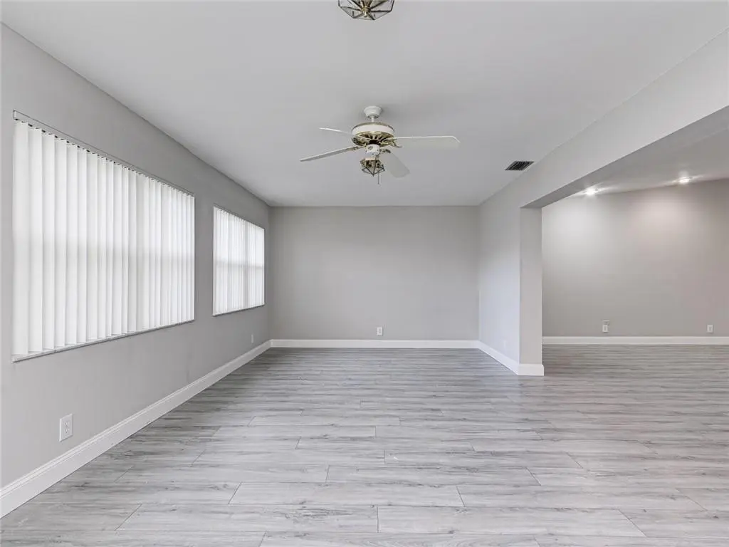 Photo 8 at 7000 NW 107th Avenue, Tamarac