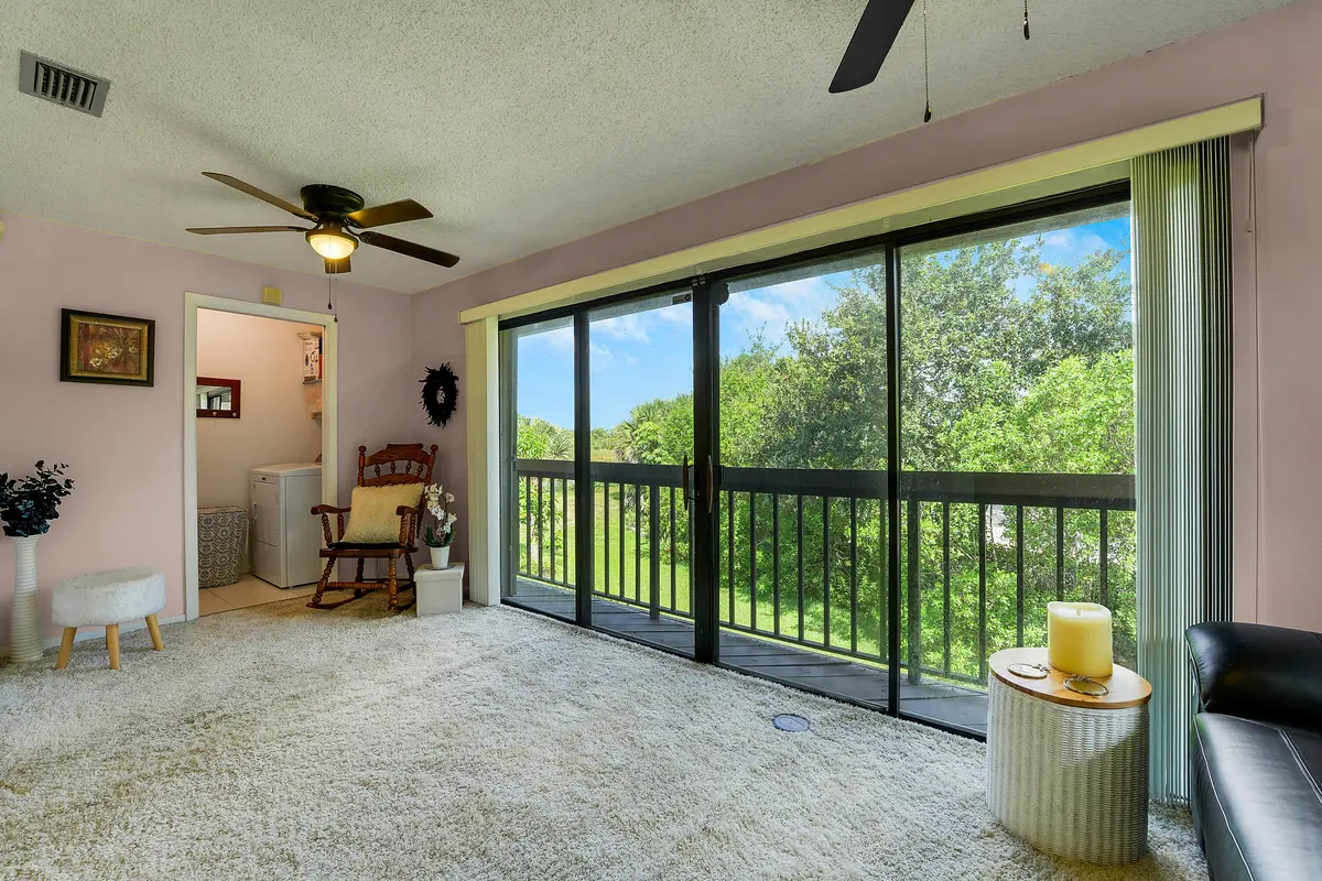 Florida Room at 1109 Duncan Circle 203, Palm Beach Gardens