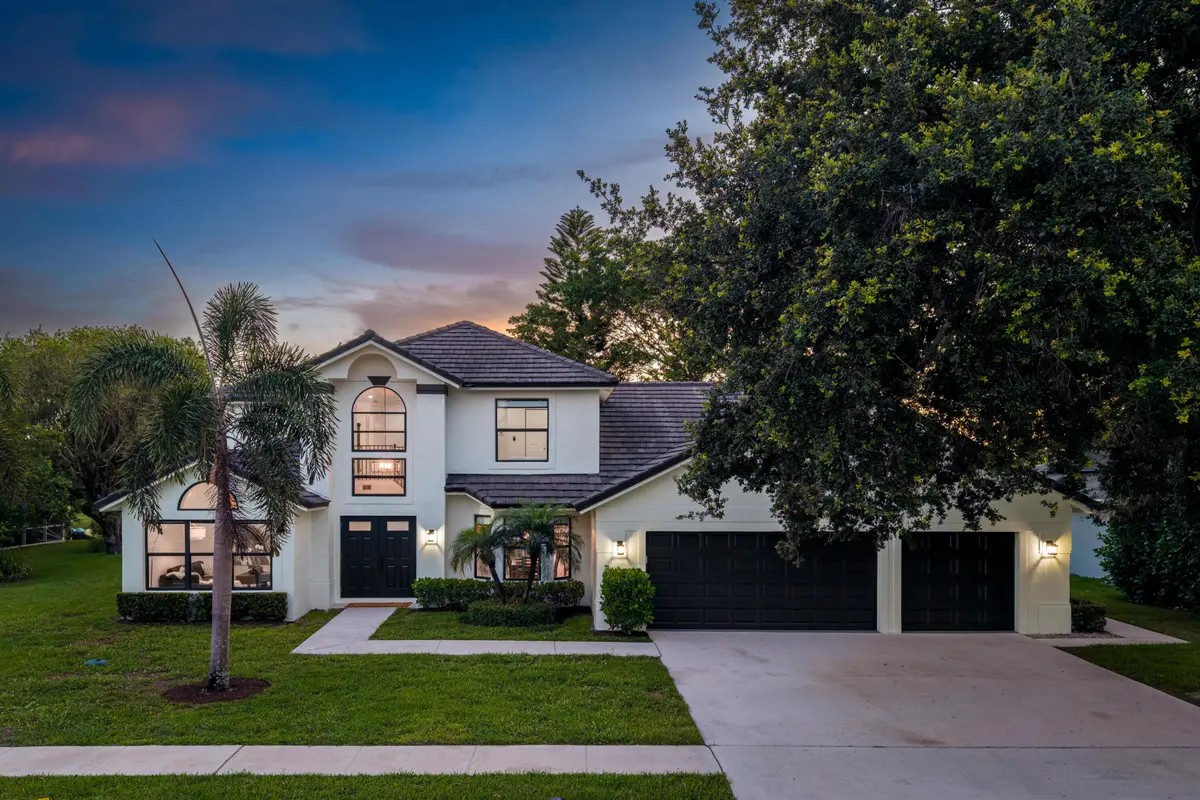01_beyc6a2f8791857c3 at 1878 Lynton Circle, Wellington