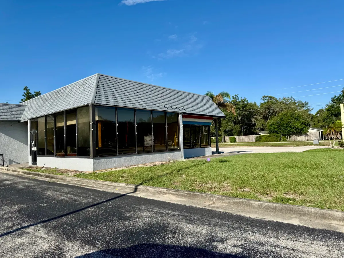 IMG_5910 at 1520 Lakeview Drive, Sebring