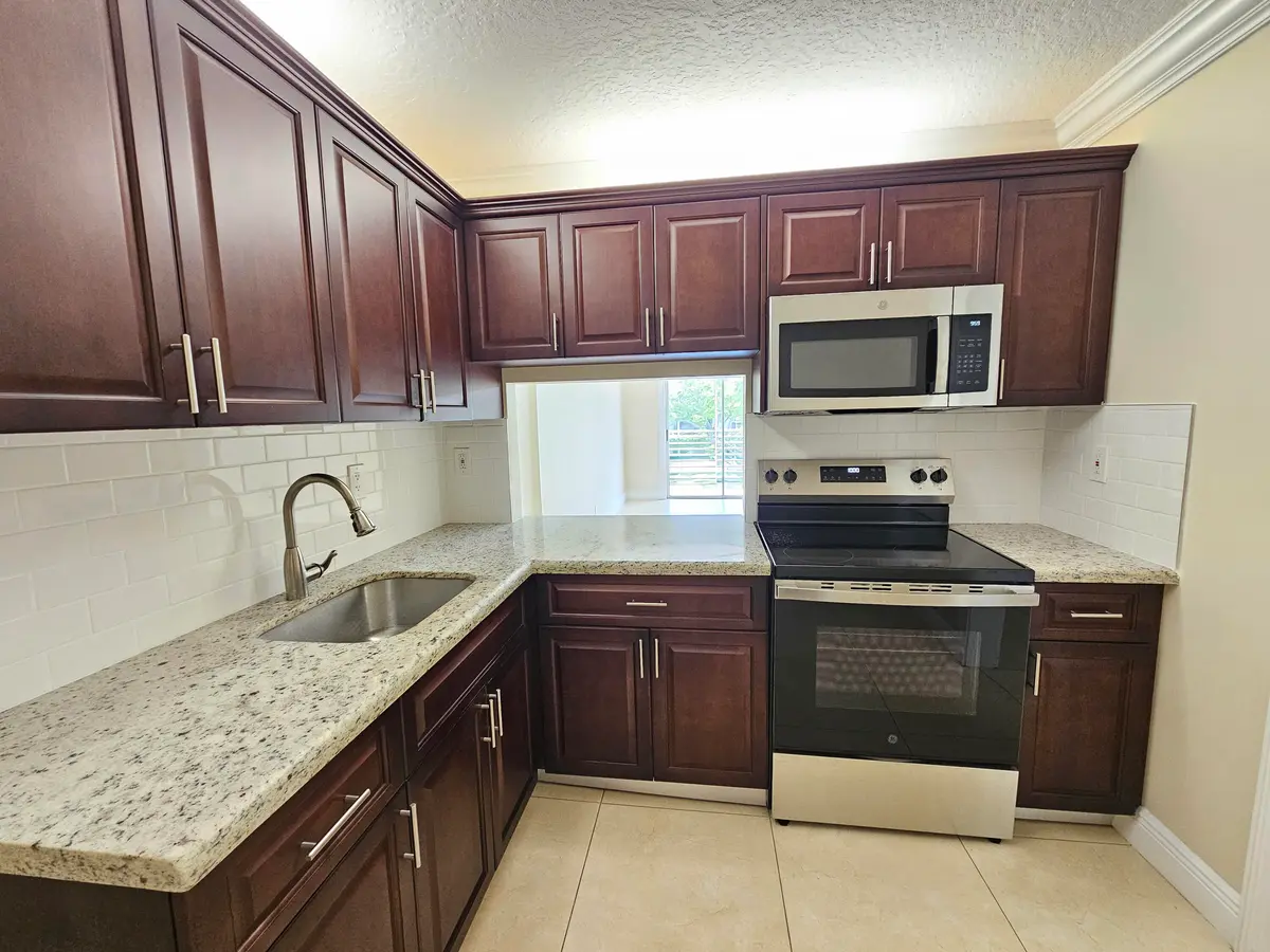 Kitchen at 2562 Garden Drive 202, Lake Worth Beach