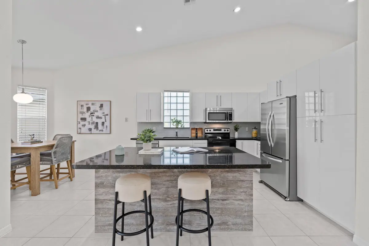 13-web-or-mls-A7406417 at 5954 NW 74th Street, Parkland