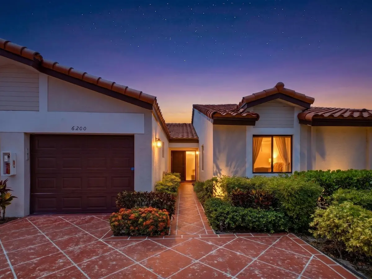 Front Dusk at 6200 Kings Gate Circle, Delray Beach