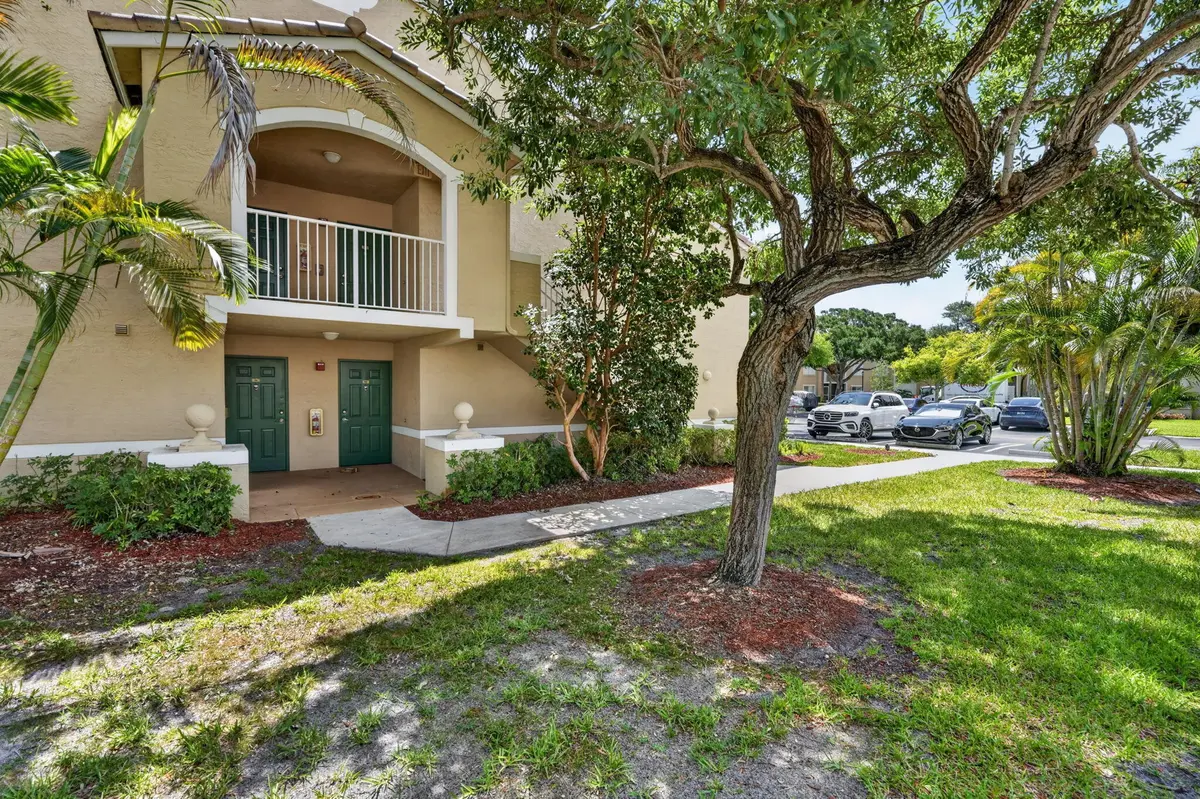 3-web-or-mls-_MLP2599 at 236 Village Boulevard 1202, Tequesta