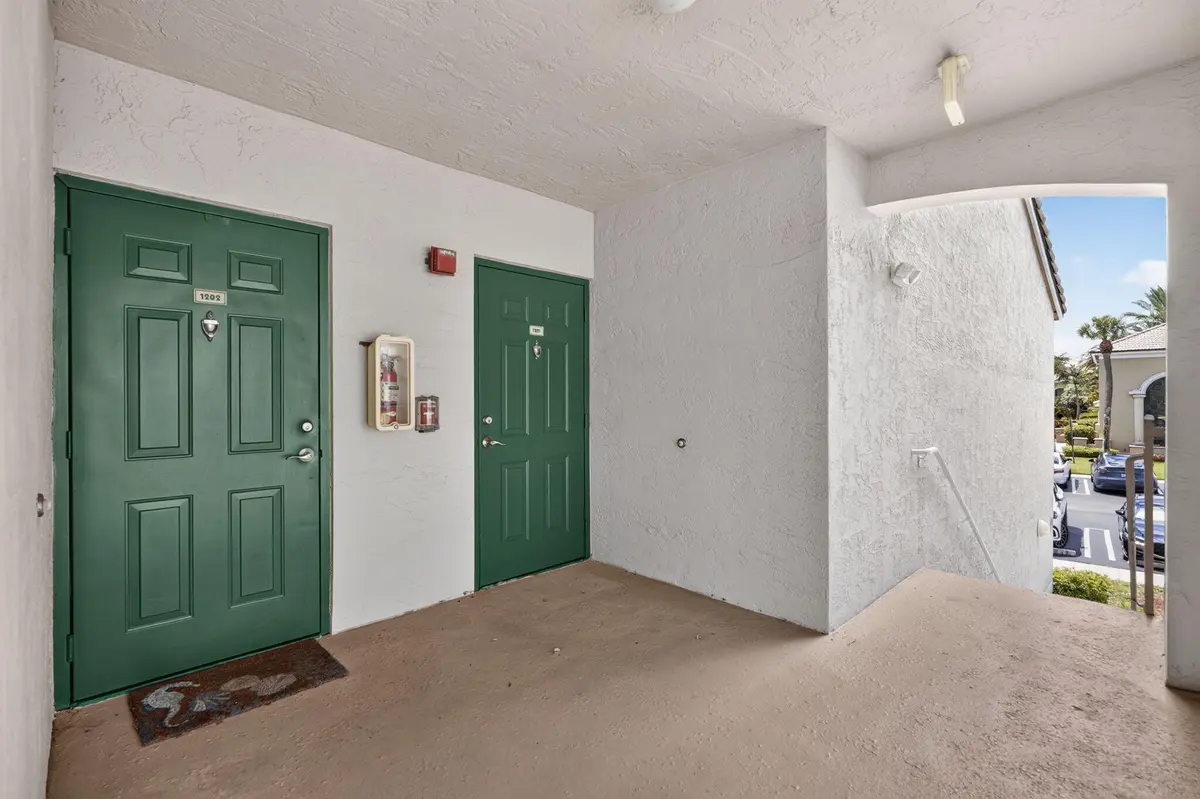 4-web-or-mls-_MLP2607 at 236 Village Boulevard 1202, Tequesta