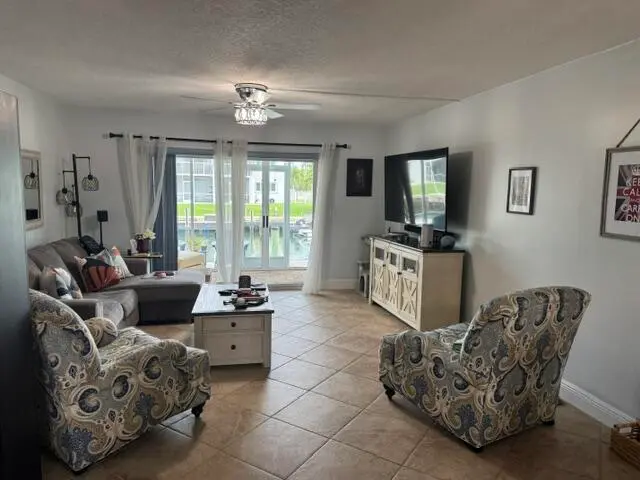IMG_6978 at 121 Wettaw Lane 115, North Palm Beach
