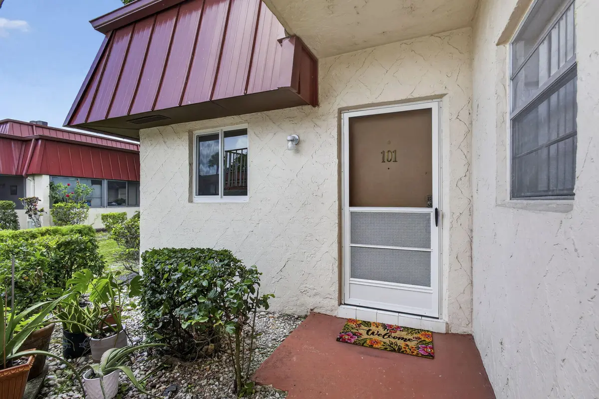 6-web-or-mls-BS1A8586 at 12020 W GREENWAY Drive 101, Royal Palm Beach