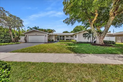 611 N Highland Drive, Hollywood – sold
