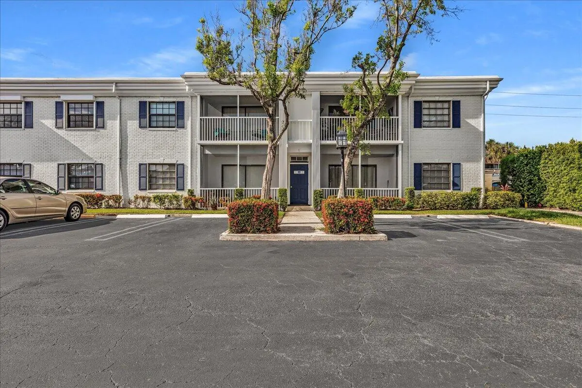 01-306A6197 at 180 Cypress Club Drive 816, Pompano Beach