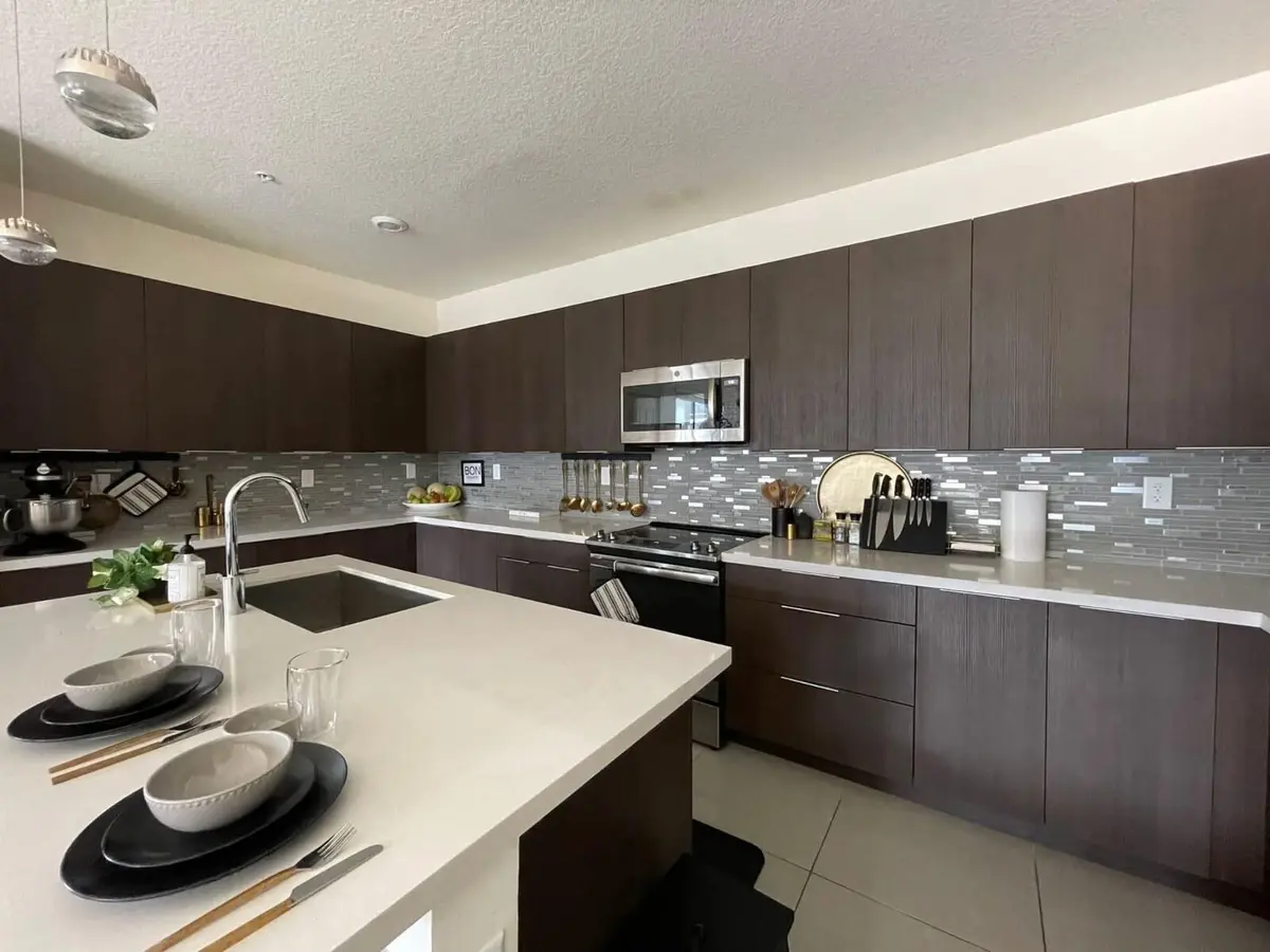 4713 NW 84th Court, Doral, FL – photo 4