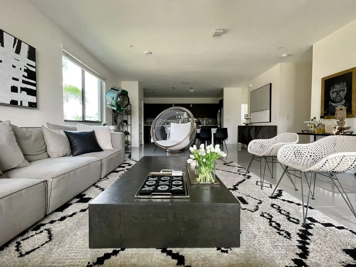 4713 NW 84th Court, Doral, FL – photo 5
