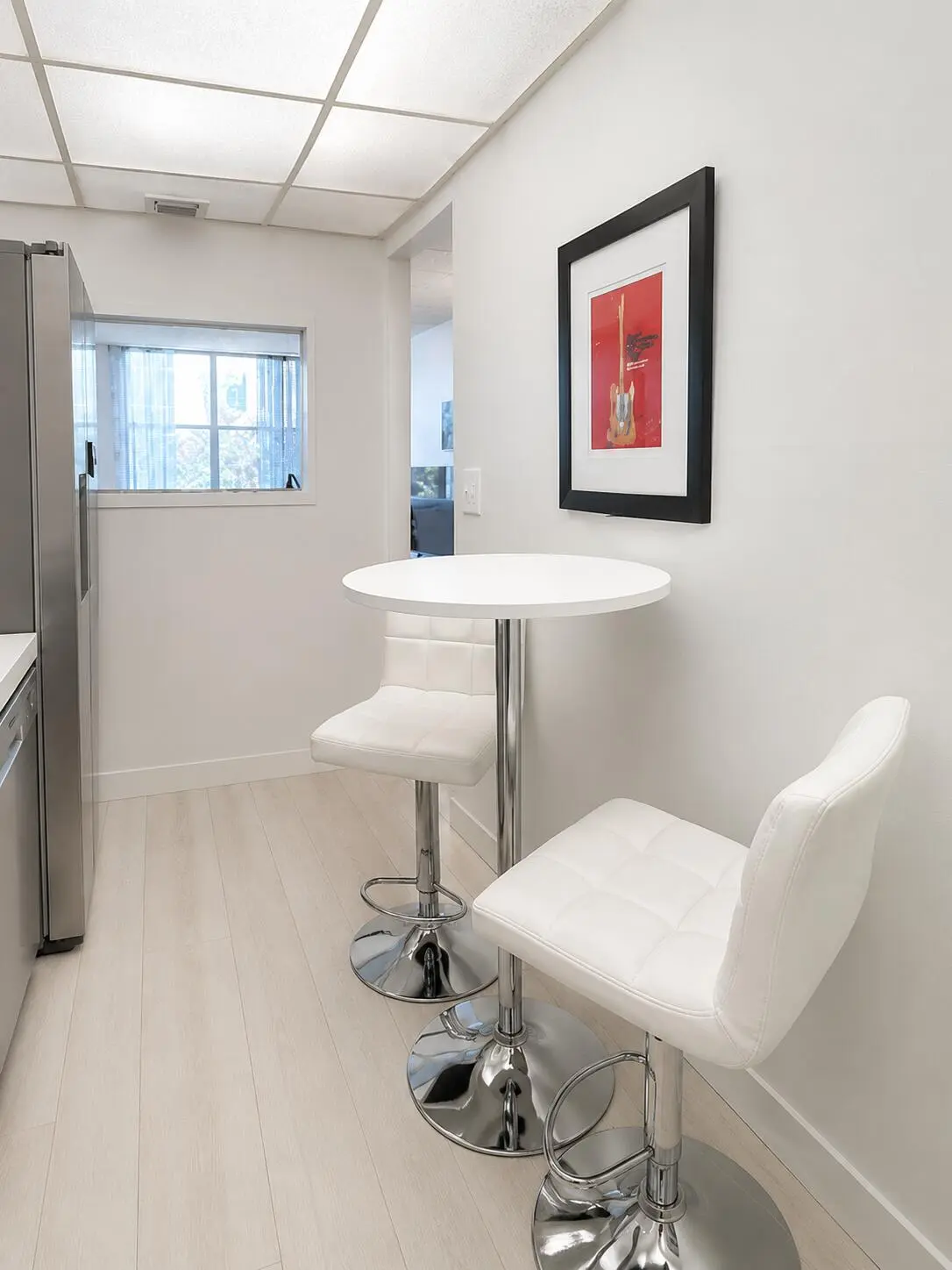 5_Dinette_seating at 2016 S Federal Highway 105, Boynton Beach