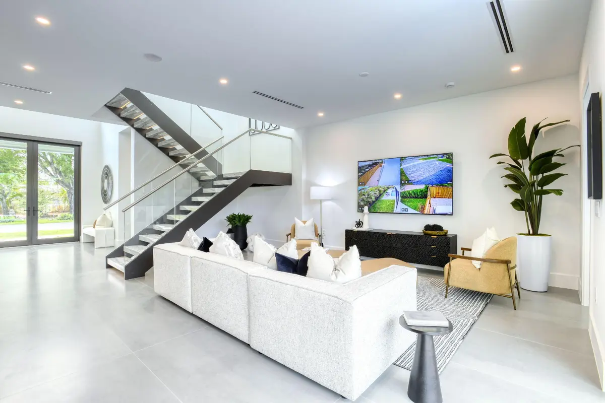 4 Living Room 1 at 5840 NE 22nd Avenue, Fort Lauderdale