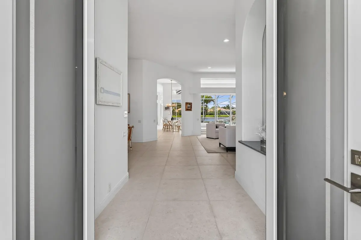 8091SEWoodlakeLane(13) at 8091 SE Woodlake Lane, Hobe Sound