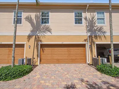 118 Black Ironwood Road 107, Jupiter – Townhouse for sale