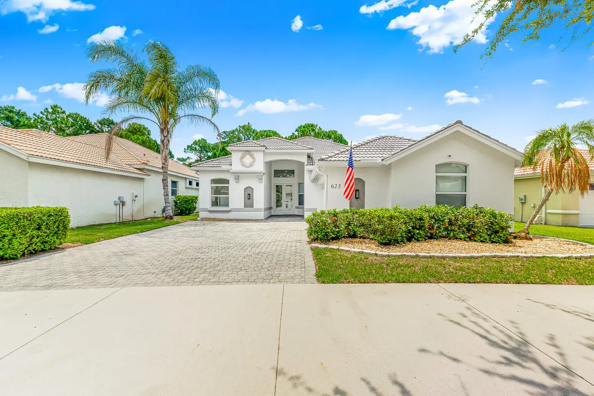 623 SW Lake Charles Circle, Port St. Lucie, FL – photo 3