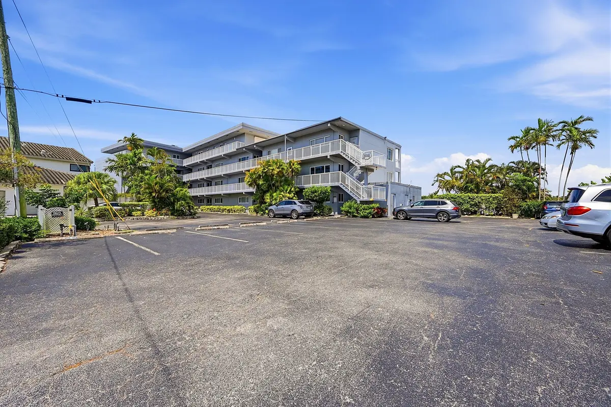 01_front at 1201 S Riverside Drive 306, Pompano Beach