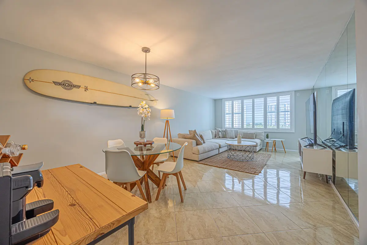 153A0031-HDR at 201 N Ocean Boulevard 702, Pompano Beach