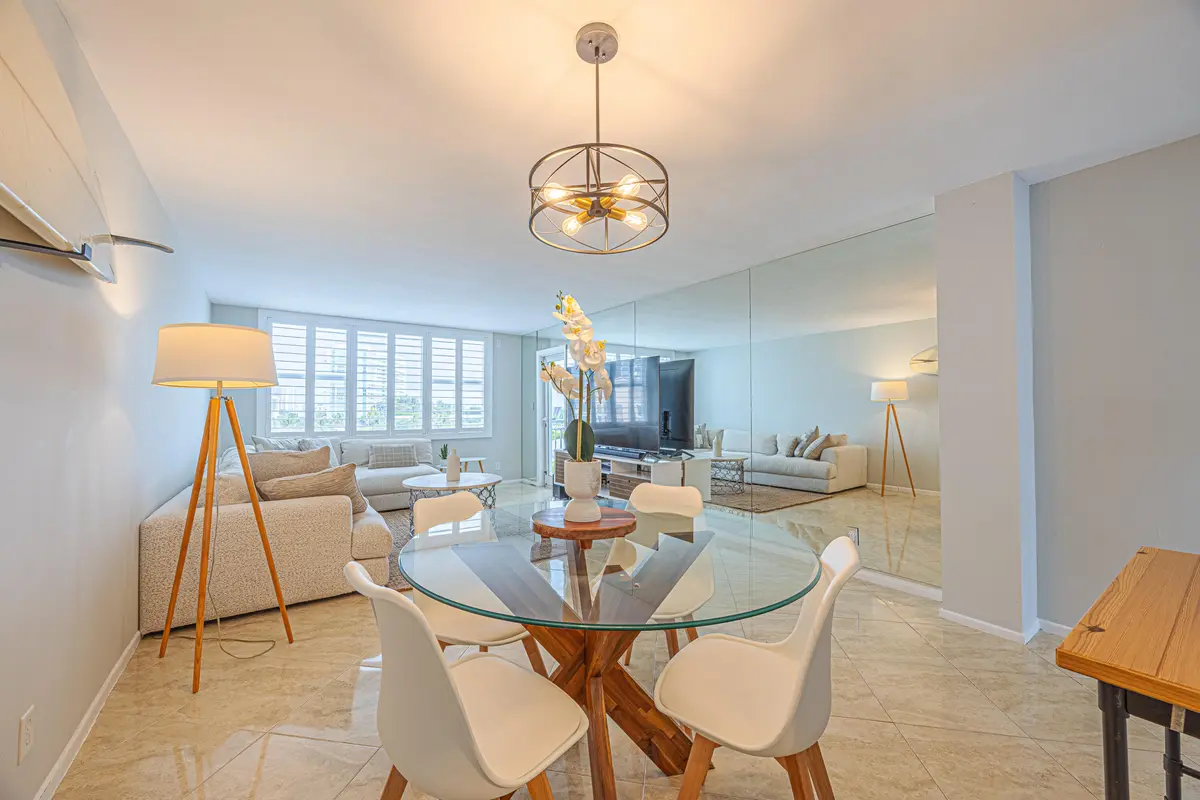 153A0034-HDR at 201 N Ocean Boulevard 702, Pompano Beach