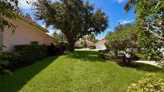 Side at 7240 Deer Point Lane, West Palm Beach