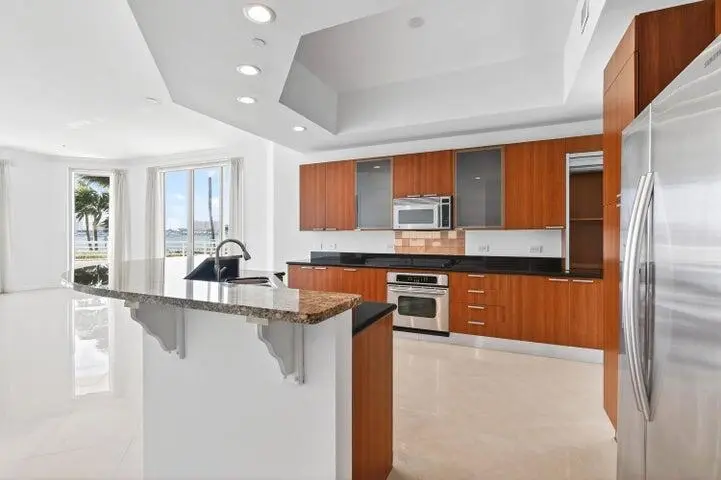 2650 Lake Shore Drive 106, Riviera Beach, FL – photo 6