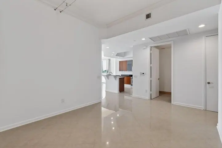 2650 Lake Shore Drive 106, Riviera Beach, FL – photo 7