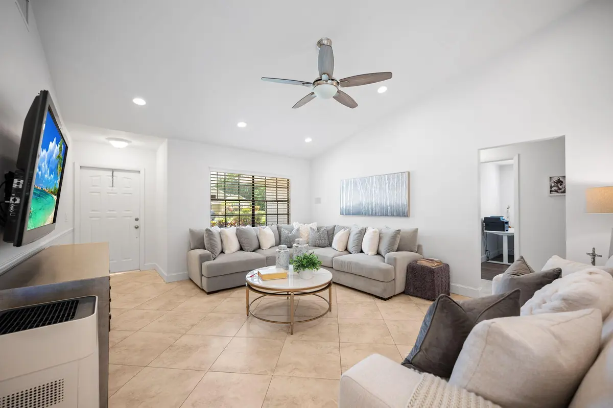 8-web-or-mls-22416-swordfish-dr at 22416 Swordfish Drive, Boca Raton
