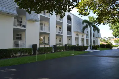 775 Jeffery Street 5-303, Boca Raton – Condominium for sale