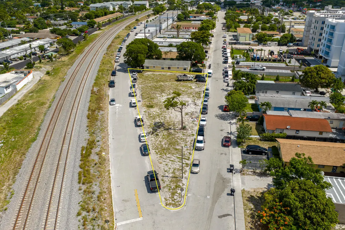 901 S H ST Lake Worth Beach-2 at 901 S H Street, Lake Worth Beach