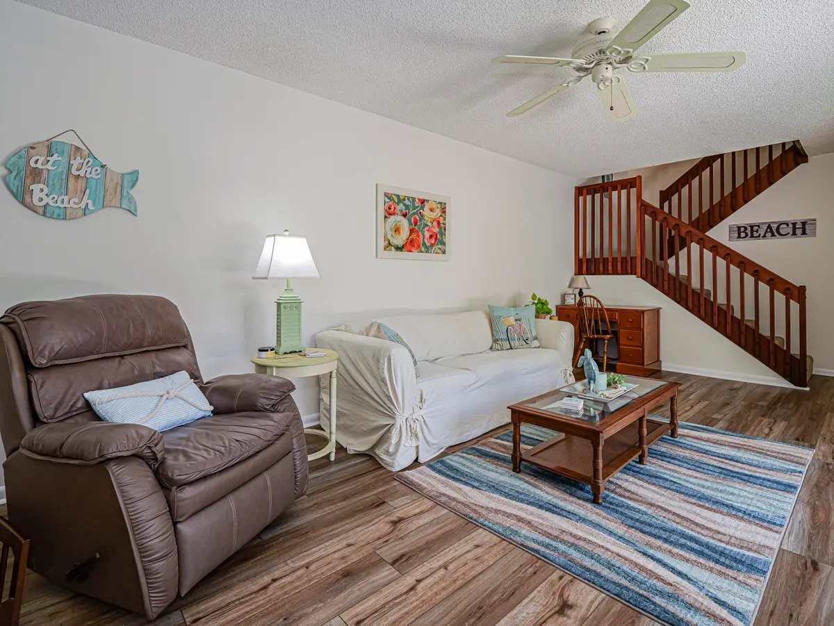340 S Waverly Place 8b, Vero Beach, FL – photo 8