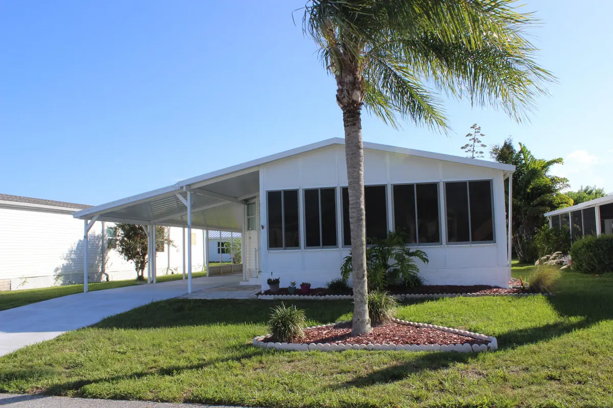 IMG_5619 at 6731 Sinsonte Court, Fort Pierce