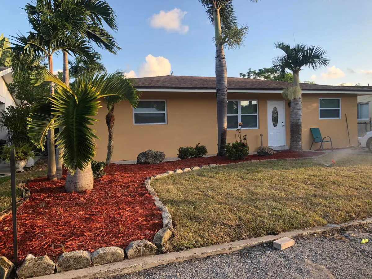 Elevation at 616 W Broward Street, Lantana