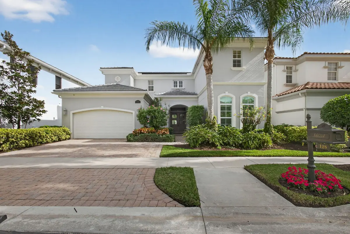 2-web-or-mls-5D1A8943 at 128 Siesta Way, Palm Beach Gardens