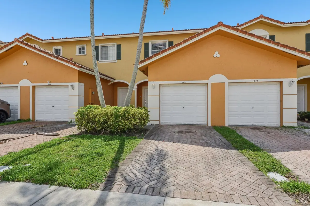 1-web-or-mls-Saint Tropez Ln-S1706-001 at 560 St Tropez Lane, Margate