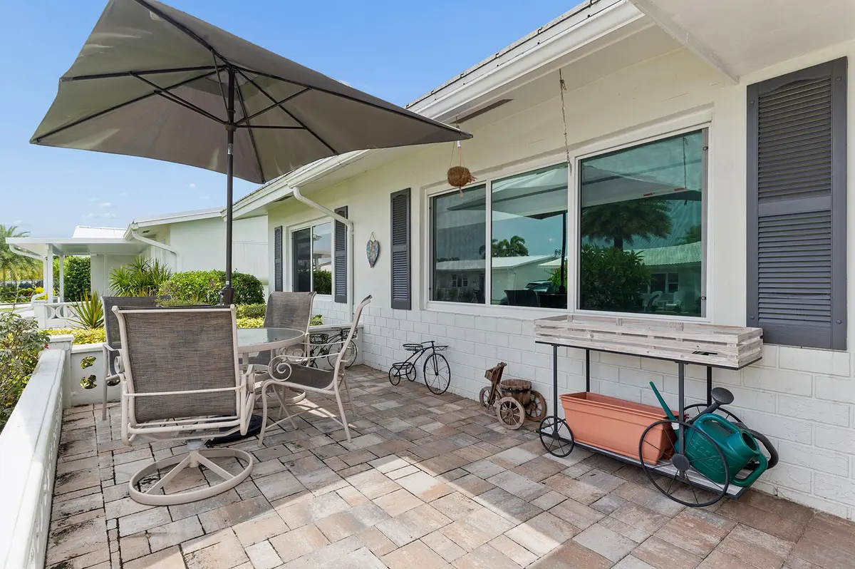 709 SW 15th Street, Boynton Beach, FL – photo 1